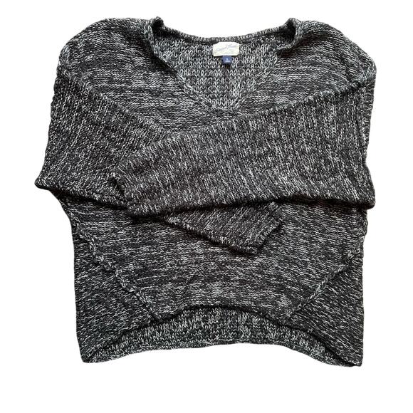 Universal Thread Marled Black and White Knit V-Neck Sweater Size XL - Picture 3 of 8